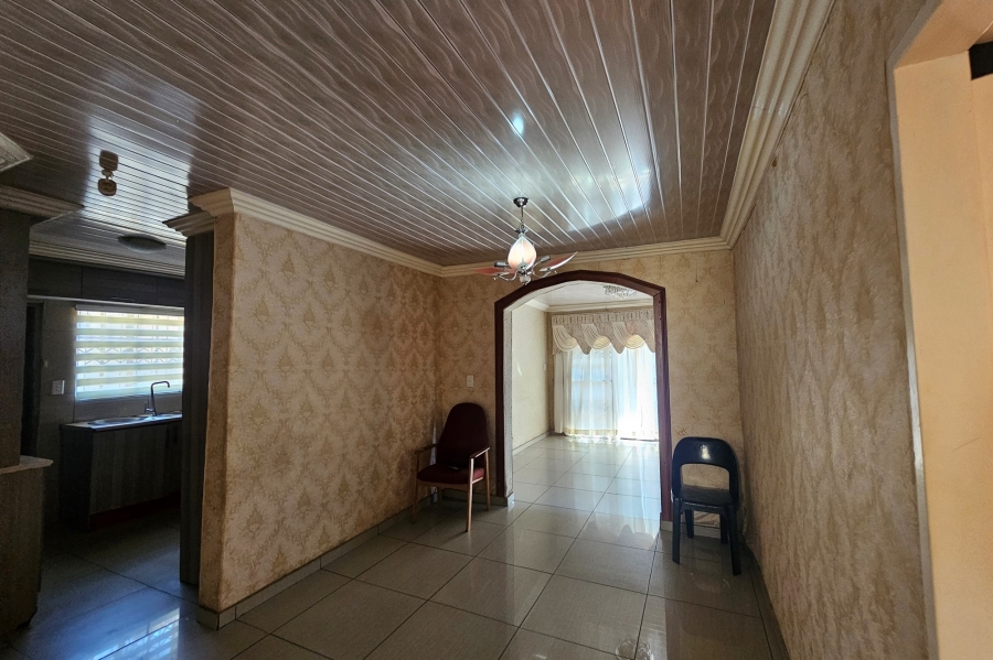 3 Bedroom Property for Sale in Tlhabane West North West